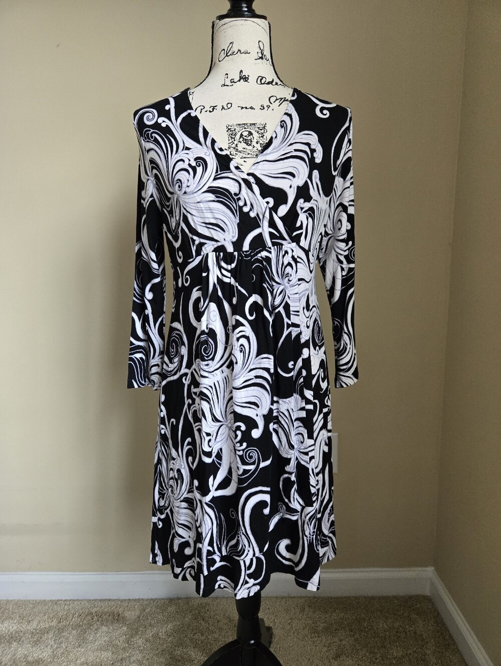 Soma NWOT Dress Womens M Long Sleeve Stretch Faux Wrap
